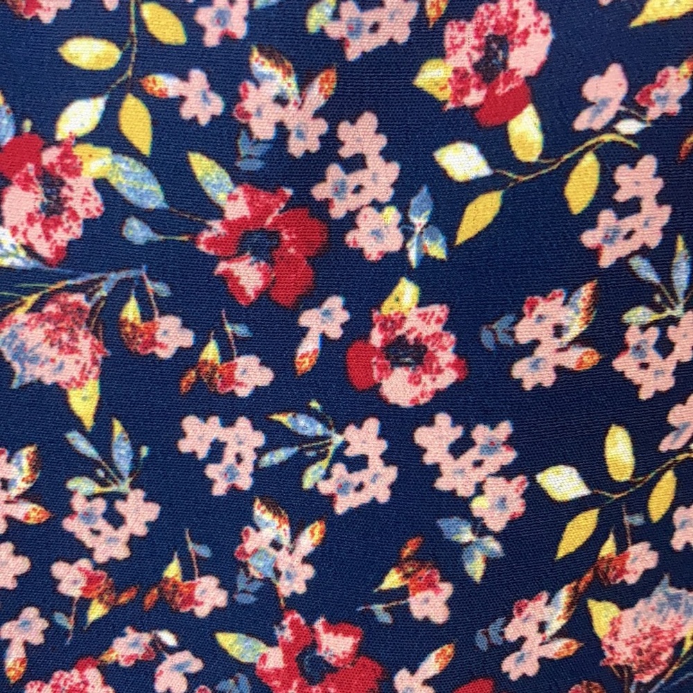 Blue floral dress with puff sleeves. Size Large. - Picture 3 of 6